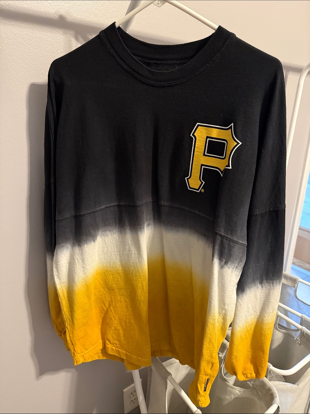 Fanatics Black White Yellow Ombre Crewneck with P Logo